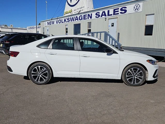 Nuevos VOLKSWAGEN JETTA à Estados chez autogozo