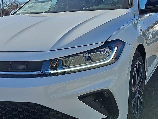 Nuevos VOLKSWAGEN JETTA à Estados chez autogozo