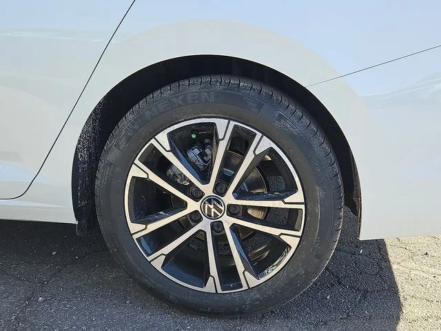 Nuevos VOLKSWAGEN JETTA à Estados chez autogozo