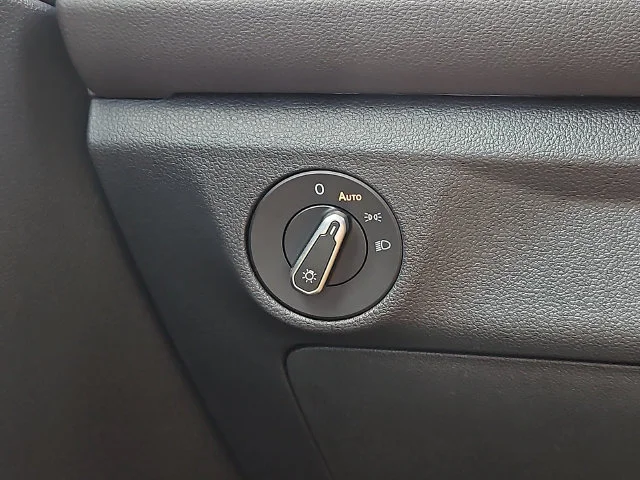 Nuevos VOLKSWAGEN JETTA à Estados chez autogozo