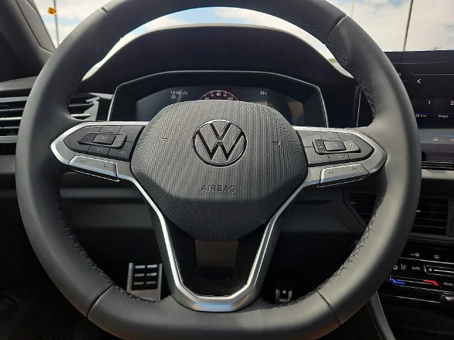 Nuevos VOLKSWAGEN JETTA à Estados chez autogozo
