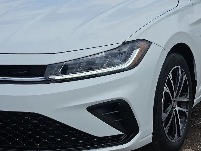 Nuevos VOLKSWAGEN JETTA à Estados chez autogozo