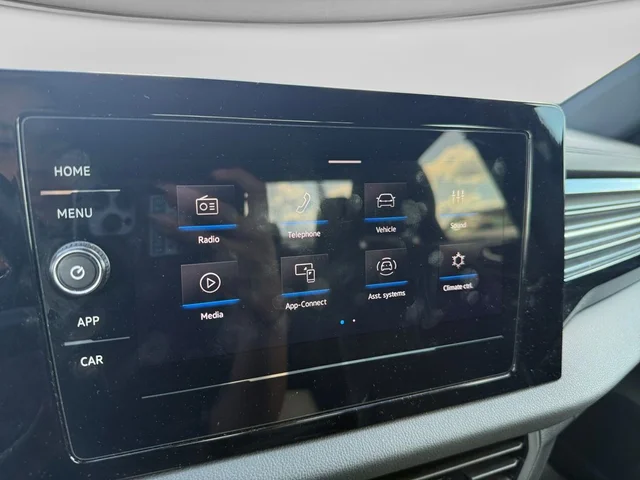 SEMINUEVOS VOLKSWAGEN Jetta a Estados en autogozo