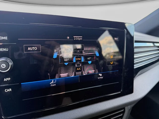 SEMINUEVOS VOLKSWAGEN Jetta a Estados en autogozo