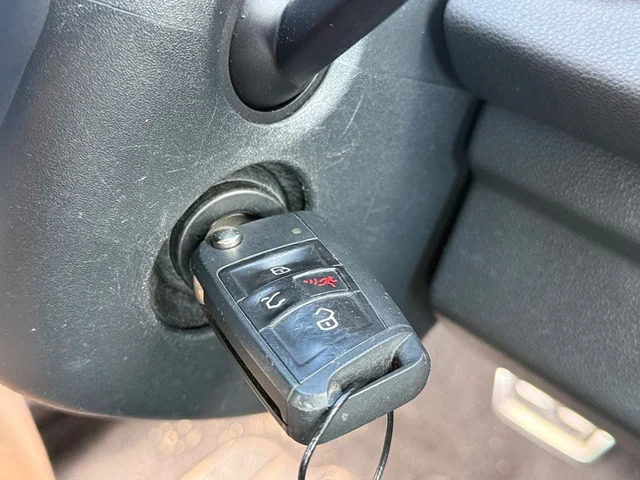 SEMINUEVOS VOLKSWAGEN Jetta a Estados en autogozo