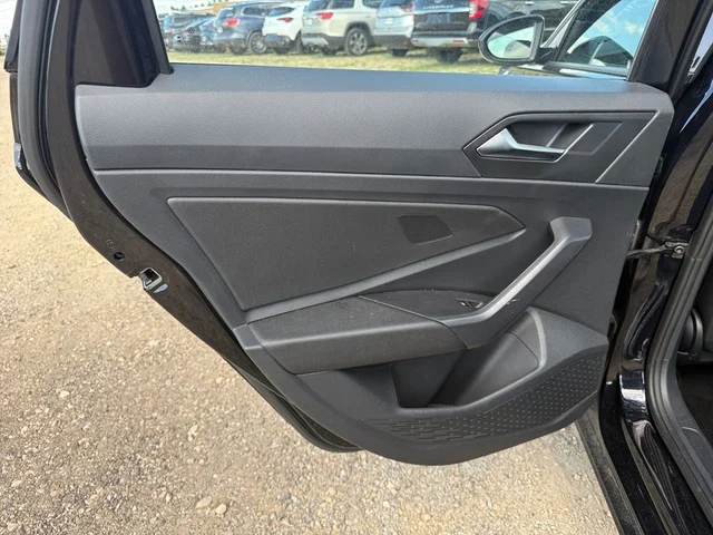 SEMINUEVOS VOLKSWAGEN Jetta a Estados en autogozo