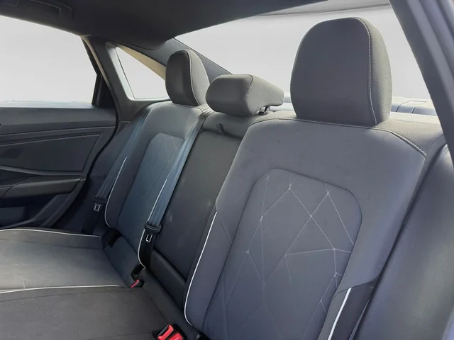 SEMINUEVOS VOLKSWAGEN Jetta a Estados en autogozo