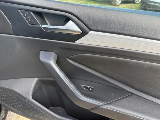 SEMINUEVOS VOLKSWAGEN Jetta a Estados en autogozo