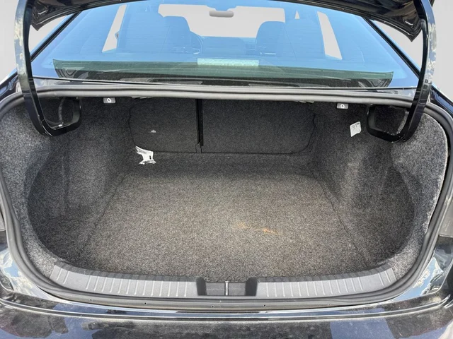 SEMINUEVOS VOLKSWAGEN Jetta a Estados en autogozo