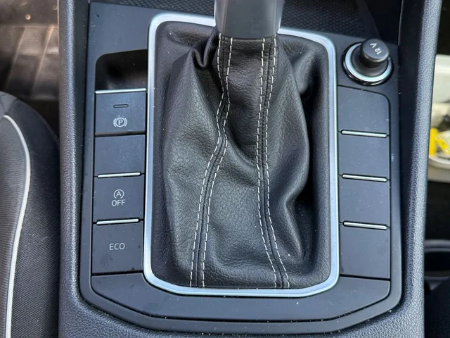SEMINUEVOS VOLKSWAGEN Jetta a Estados en autogozo
