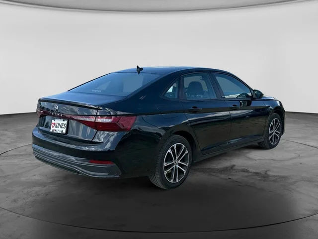 SEMINUEVOS VOLKSWAGEN Jetta a Estados en autogozo