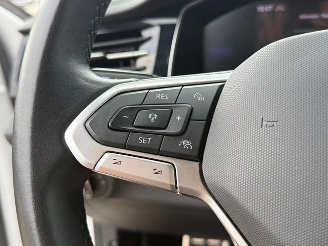 SEMINUEVOS VOLKSWAGEN Jetta a Estados en autogozo