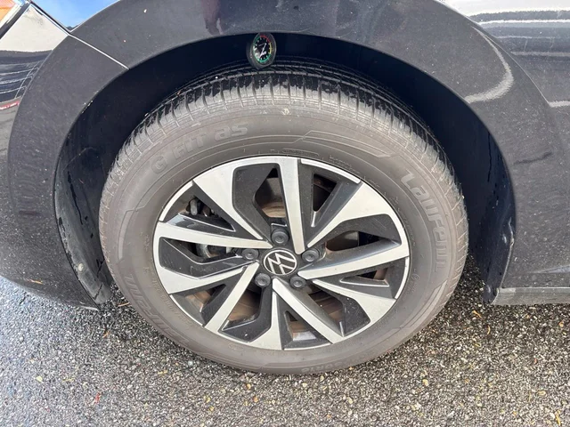 SEMINUEVOS VOLKSWAGEN Jetta a Estados en autogozo