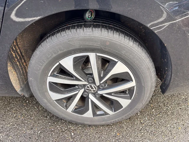 SEMINUEVOS VOLKSWAGEN Jetta a Estados en autogozo