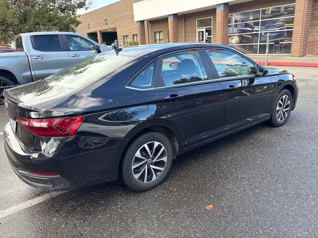 SEMINUEVOS VOLKSWAGEN Jetta a Estados en autogozo