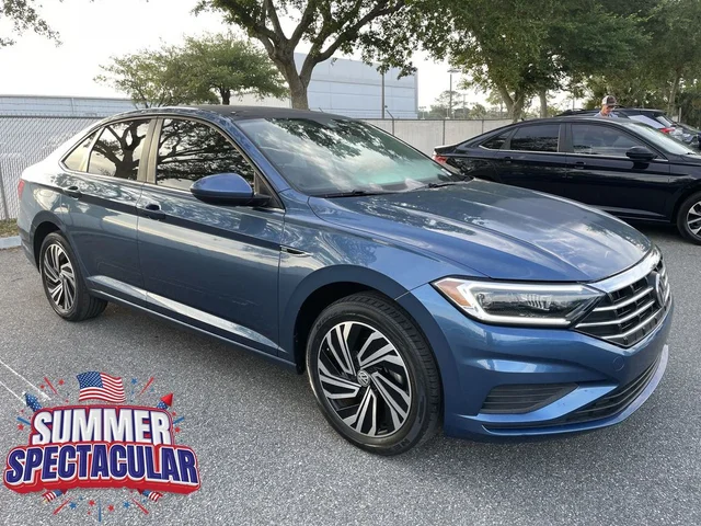 SEMINUEVOS VOLKSWAGEN Jetta a Estados en autogozo
