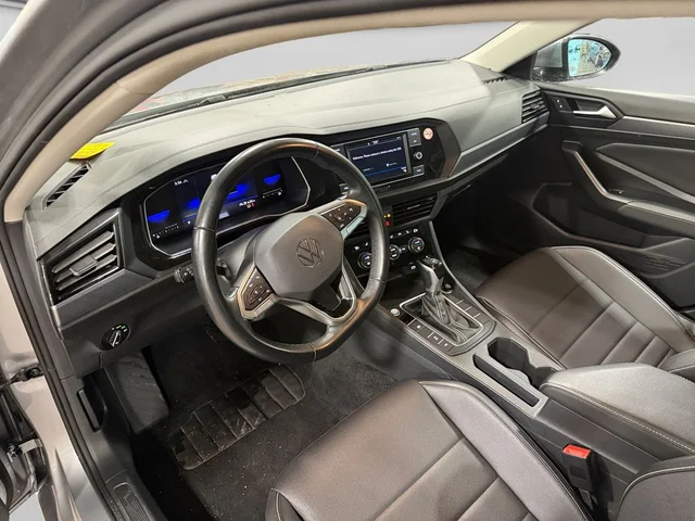SEMINUEVOS VOLKSWAGEN Jetta a Estados en autogozo