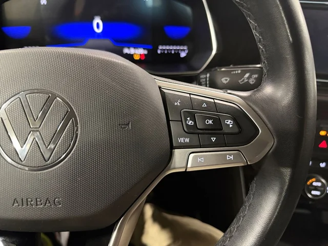 SEMINUEVOS VOLKSWAGEN Jetta a Estados en autogozo