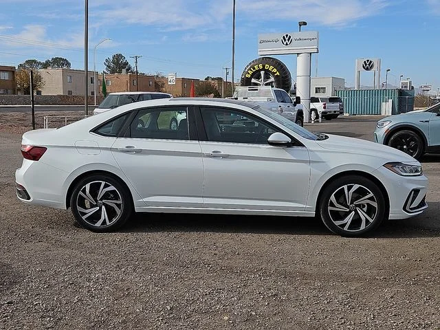 Nuevos VOLKSWAGEN JETTA à Estados chez autogozo
