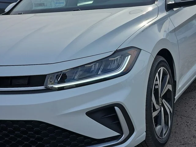 Nuevos VOLKSWAGEN JETTA à Estados chez autogozo