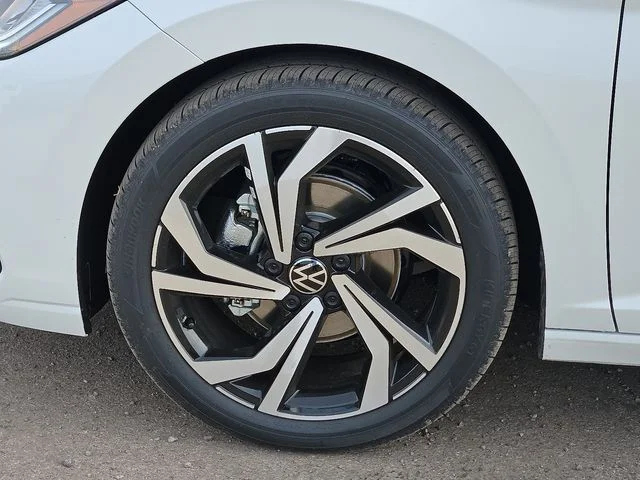 Nuevos VOLKSWAGEN JETTA à Estados chez autogozo