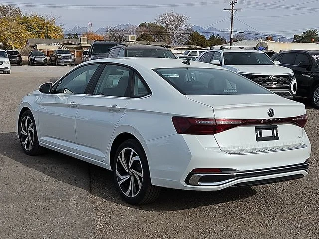 Nuevos VOLKSWAGEN JETTA à Estados chez autogozo