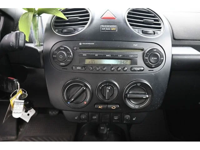 SEMINUEVOS VOLKSWAGEN Beetle a Estados en autogozo
