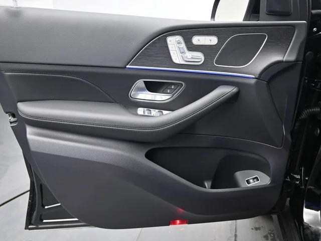 Nuevos MERCEDES-BENZ GLE à Estados chez autogozo