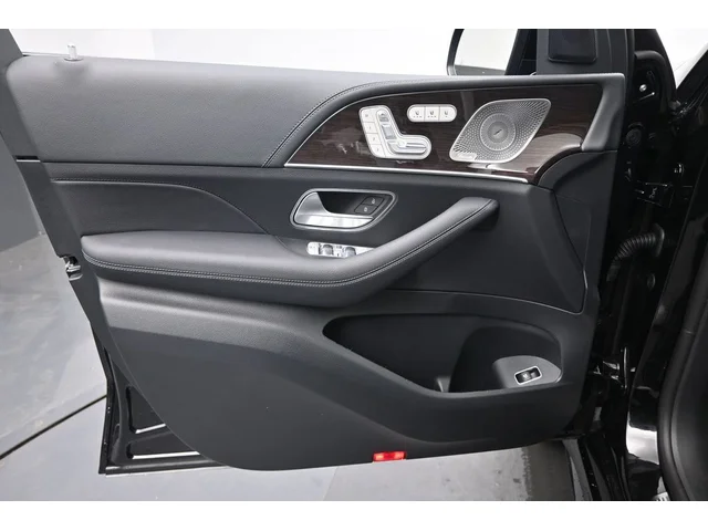 Nuevos MERCEDES-BENZ GLE à Estados chez autogozo