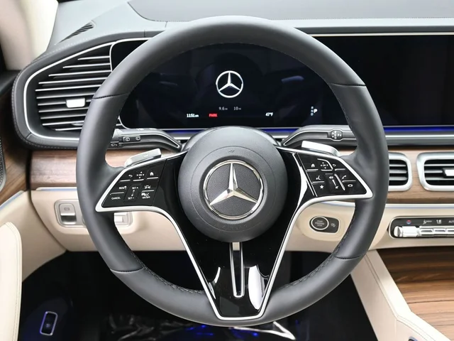 Nuevos MERCEDES-BENZ GLS à Estados chez autogozo