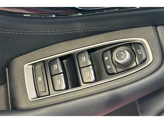 SEMINUEVOS SUBARU Legacy at ELK GROVE in Elk Grove Buick GMC
