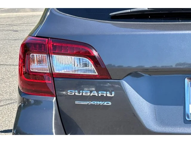SEMINUEVOS SUBARU Outback at ELK GROVE in Elk Grove Buick GMC