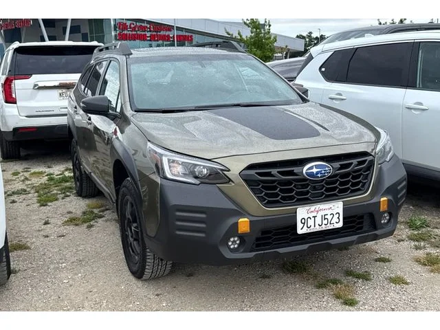 SEMINUEVOS SUBARU Outback at ELK GROVE in Elk Grove Buick GMC