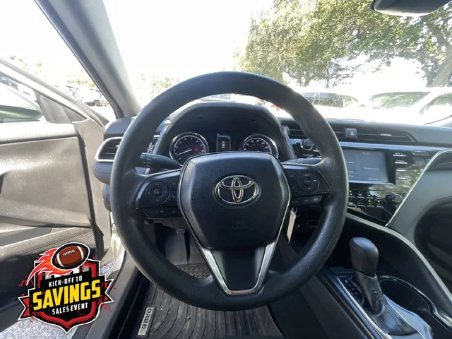 SEMINUEVOS TOYOTA Camry a Estados en autogozo