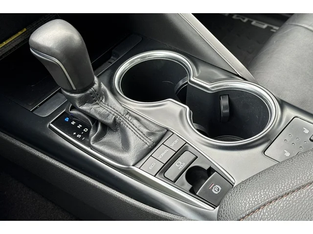 Pre-Owned TOYOTA Camry at Anderson Honda in Palo Alto