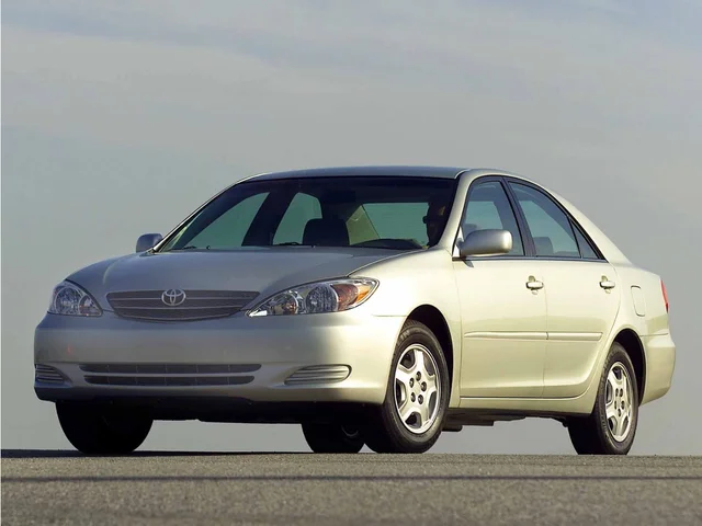 SEMINUEVOS TOYOTA Camry a Estados en autogozo