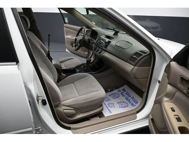 SEMINUEVOS TOYOTA Camry a Estados en autogozo