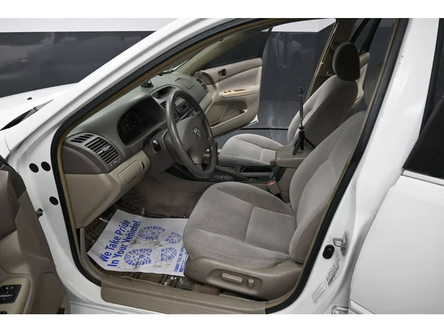 SEMINUEVOS TOYOTA Camry a Estados en autogozo