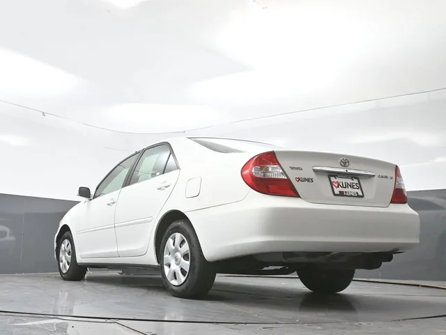 SEMINUEVOS TOYOTA Camry a Estados en autogozo
