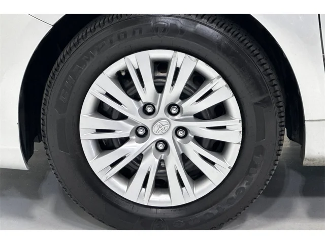 Pre-Owned TOYOTA Camry at Anderson Honda in Palo Alto