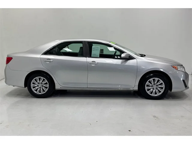 Pre-Owned TOYOTA Camry at Anderson Honda in Palo Alto