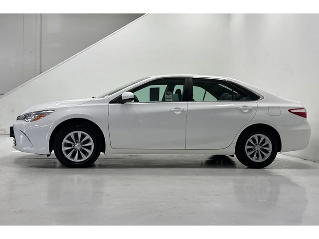 Pre-Owned TOYOTA Camry at Anderson Honda in Palo Alto