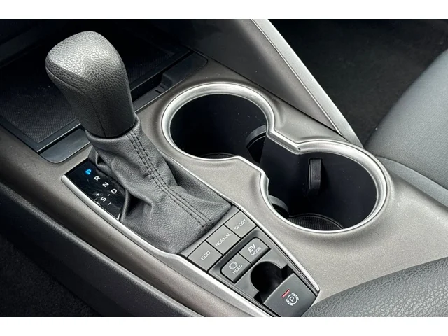 Pre-Owned TOYOTA Camry Hybrid at Anderson Honda in Palo Alto