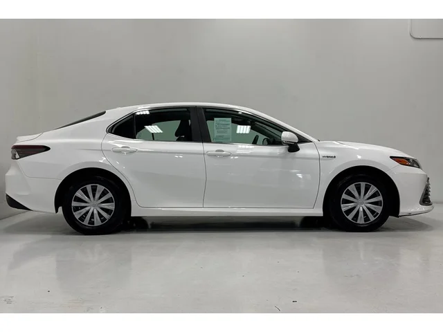 Pre-Owned TOYOTA Camry Hybrid at Anderson Honda in Palo Alto