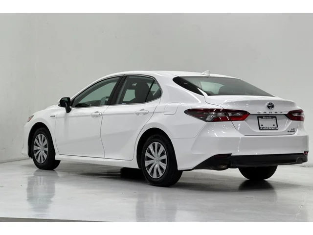 Pre-Owned TOYOTA Camry Hybrid at Anderson Honda in Palo Alto