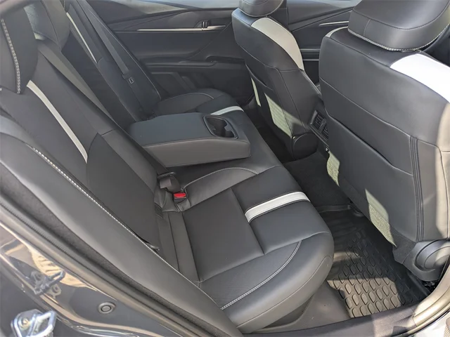 SEMINUEVOS TOYOTA Camry at Kennesaw, in Town Center Nissan