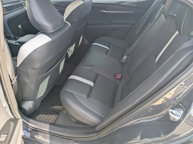 SEMINUEVOS TOYOTA Camry at Kennesaw, in Town Center Nissan