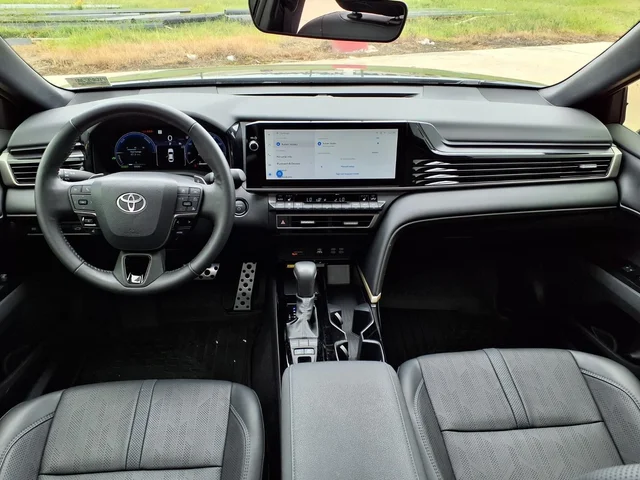 SEMINUEVOS TOYOTA Camry a Estados en autogozo