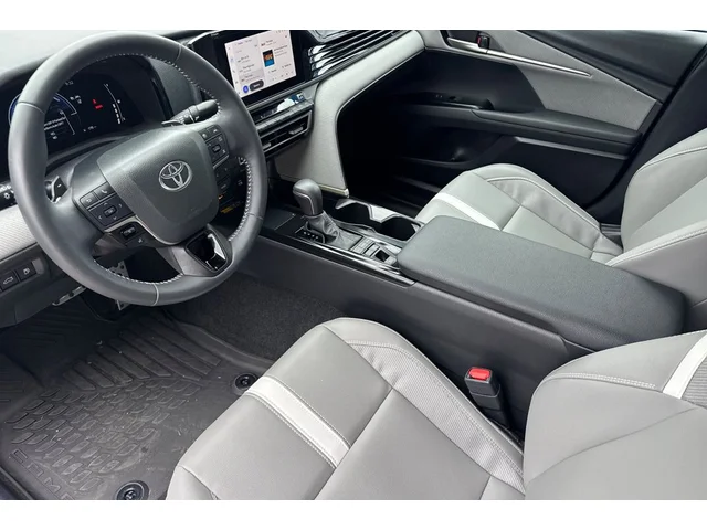 Pre-Owned TOYOTA Camry at Anderson Honda in Palo Alto