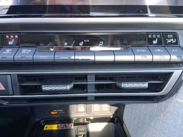 Nuevos TOYOTA CAMRY à Estados chez autogozo